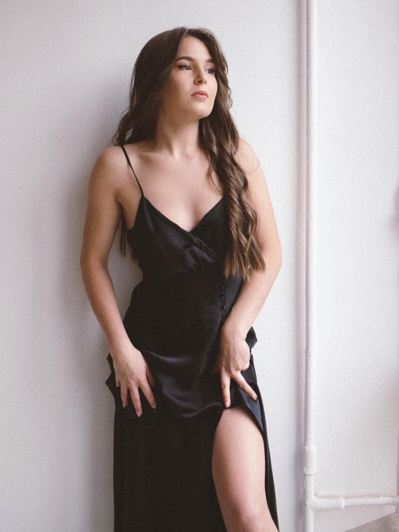 Проститутка Питера Ксения с 3 размером груди предлагает интим услуги у метро Московские Ворота  +7(981)214-21-80 - фото 3