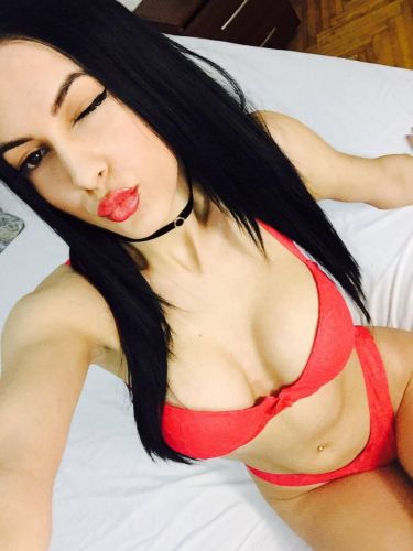 Индивидуалка Питера Оля с 2 размером груди предлагает интим услуги у метро Красное село  +7(911)830-07-53 