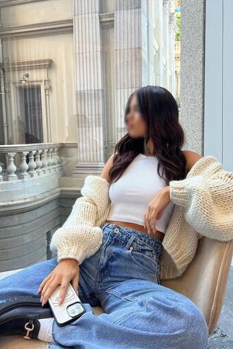 Индивидуалка Вероника +7(981)214-21-80 Питера